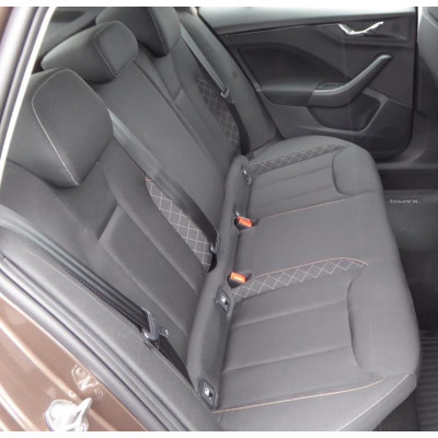 Autopotahy na Škoda Kamiq, od r. 2019, Elegance alcantara černo červené