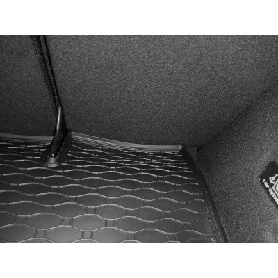 Vana do kufru Rigum na Dacia Duster I., pohon 4x2, od roku 2010 - 2018