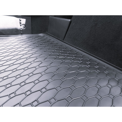 Vana do kufru Rigum na Citroen C4, od 2004