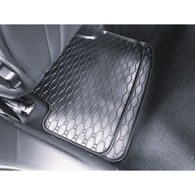 Gumové autokoberce na Volkswagen Golf VIII., eTSI hatchback i variant, Rigum