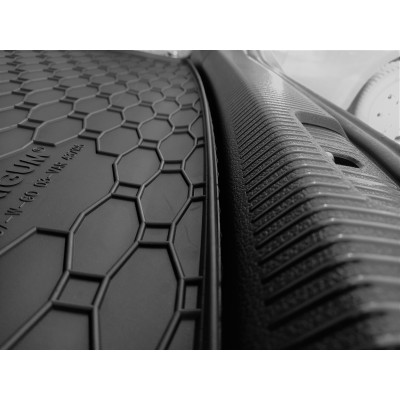 Vana do kufru na Volkswagen Golf V., variant, combi, Rigum