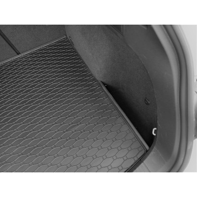 Vana do kufru na VW Golf VII., variant, horní poloha, Rigum