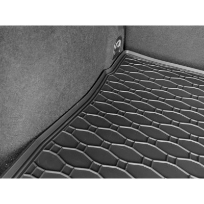 Vana do kufru na VW Golf VII., Sportsvan, horní poloha, Rigum