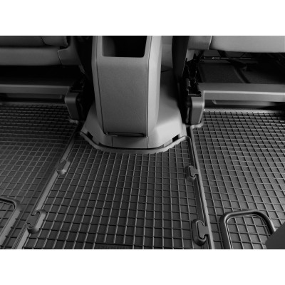 Gumové autokoberce na VW Multivan T7, od 2022, druhá řada, Rigum