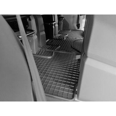 Gumové autokoberce na VW Multivan T7, od 2022, třetí řada, Rigum