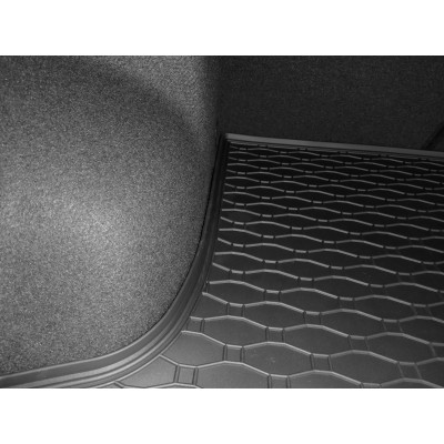 Vana do kufru na Volkswagen T-Roc, od 2017, horní dno, Rigum