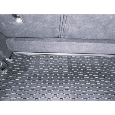 Vana do kufru na Hyundai I 30, fastback, od r. 2018, Rigum