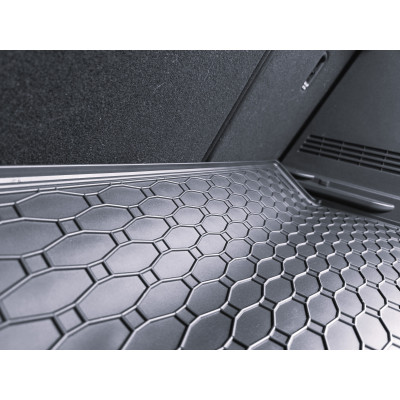 Vana do kufru na Hyundai Kona, od roku 2017, dolní podlaha, Rigum