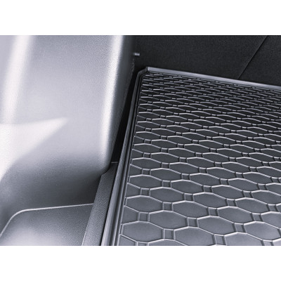 Vana do kufru na Hyundai Kona, od roku 2023, Rigum