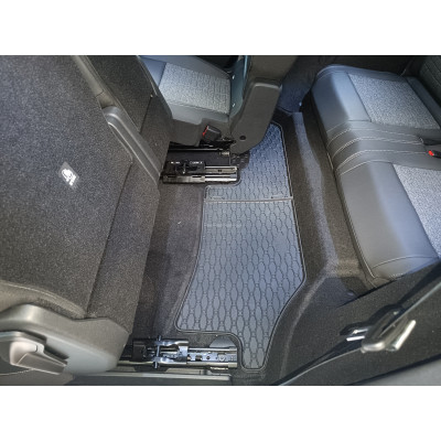 Gumové autokoberce na Peugeot 5008, od r. 2024, třetí řada, Rigum