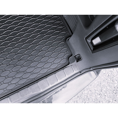 Vana do kufru na Peugeot 5008, od roku 2009 - 2017, Rigum